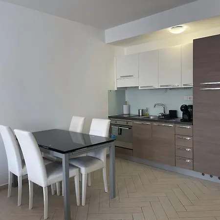 Apartment Smart Carrara Apartmens