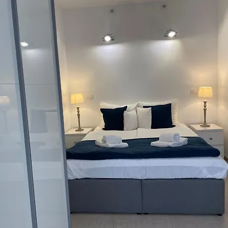 Apartment Smart Carrara Apartmens Budapest